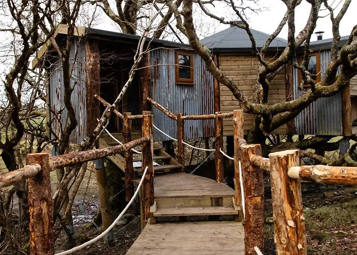 The Oak Tree House * Westport