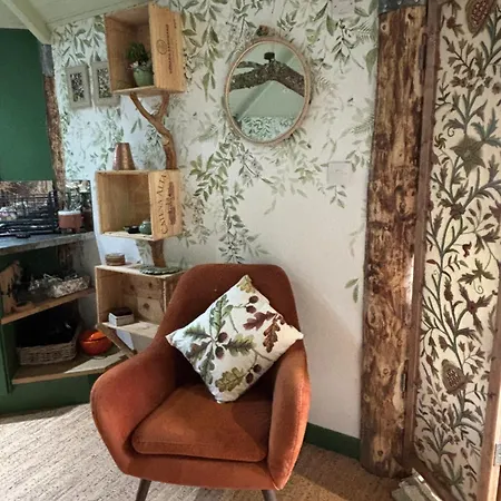 The Oak Tree House *