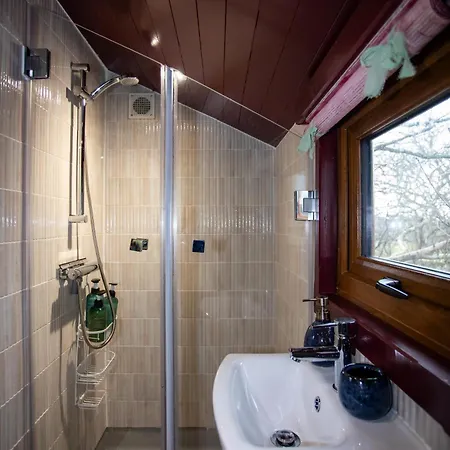 The Oak Tree House Westport